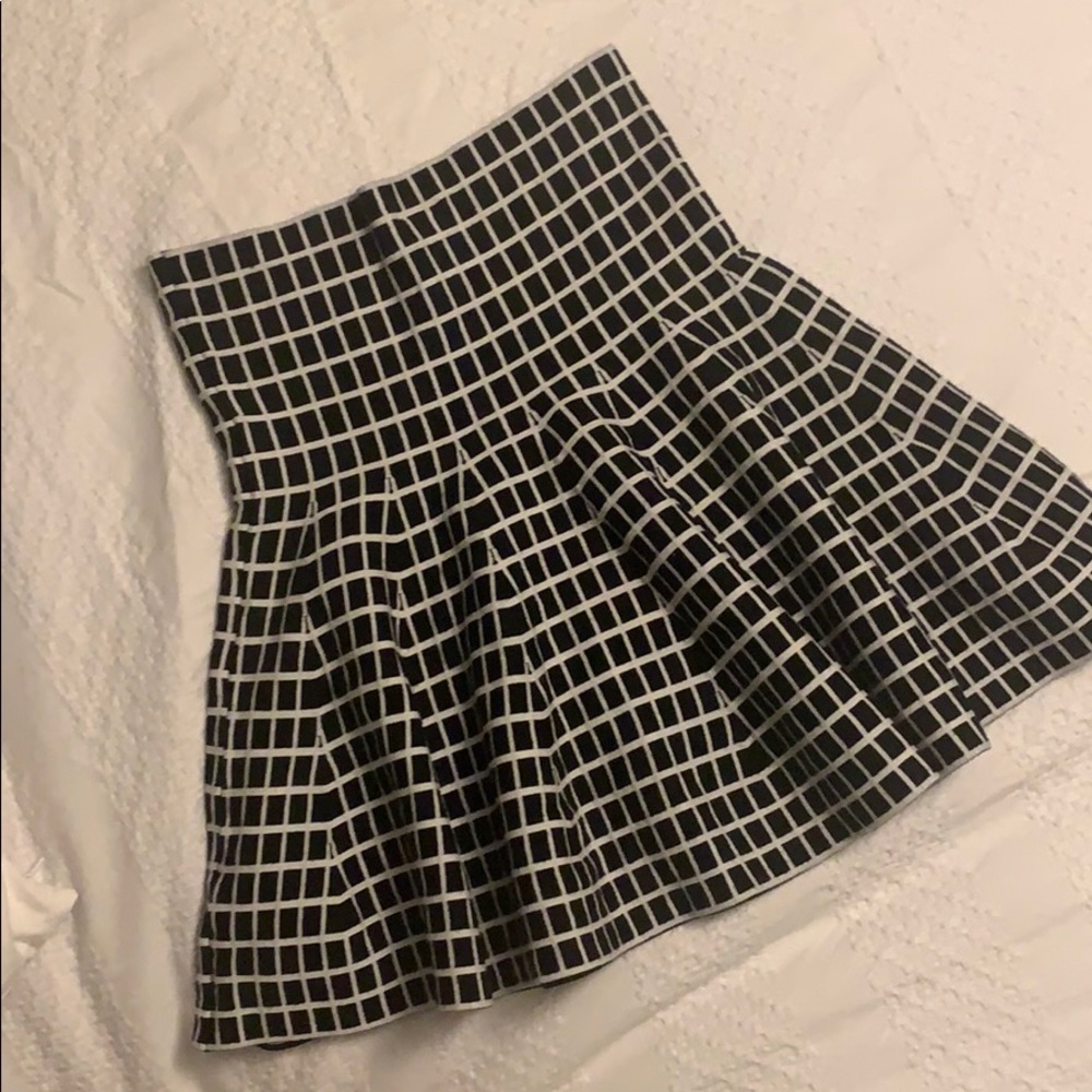 Rue21 Black & White Skirt